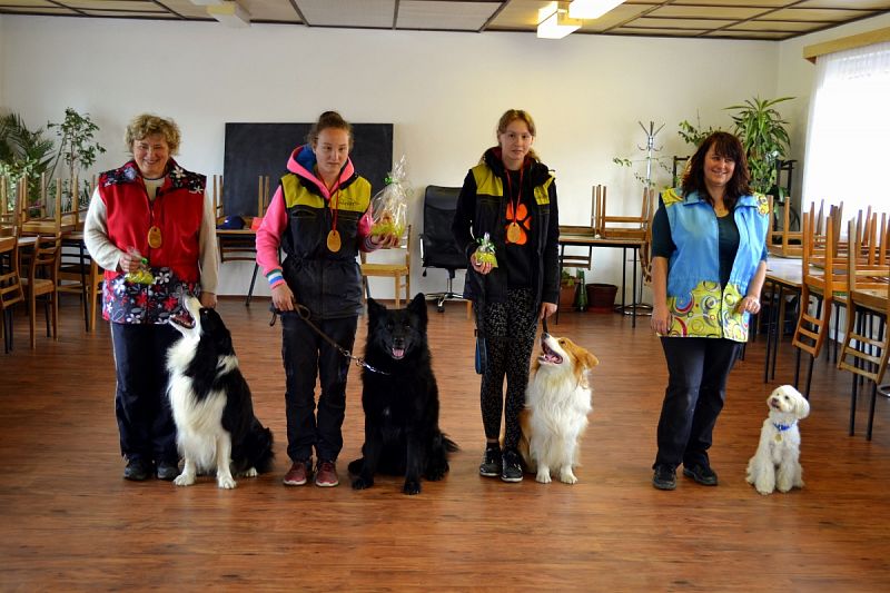 Halový trénink Dogdancing + Velikonoční závod DD