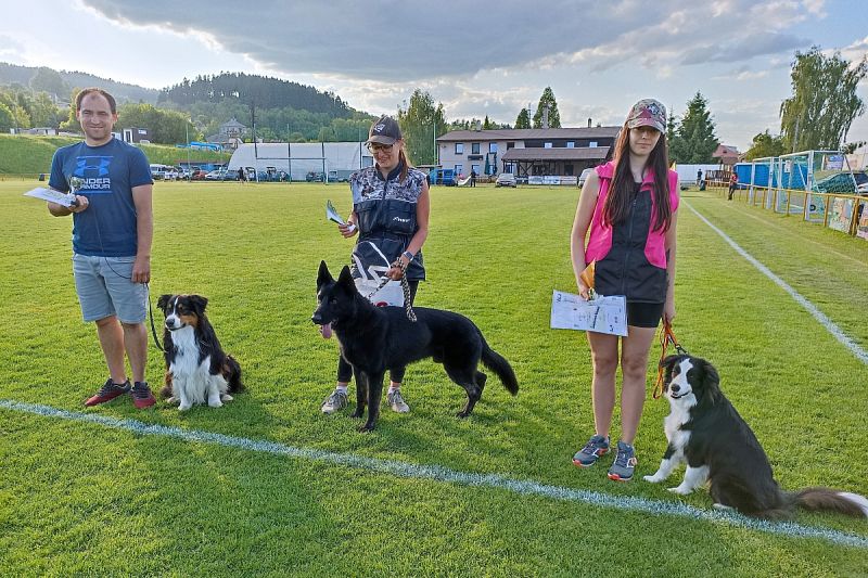 Závod 1. Rally obedience